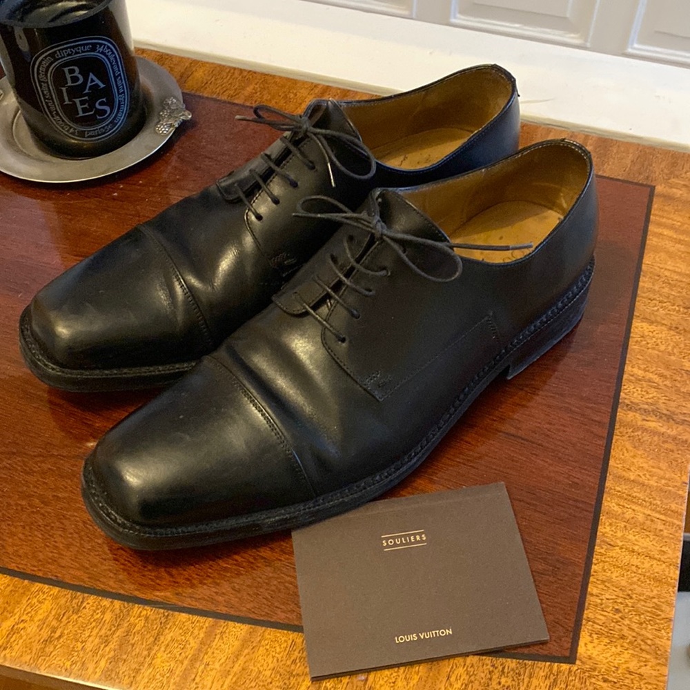 Louis Vuitton | Black dress shoes